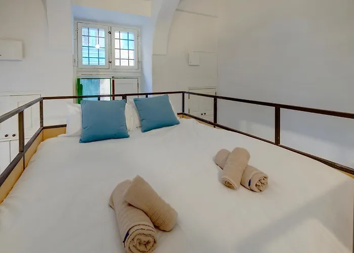 Apartament Trendy Retreat In Historic